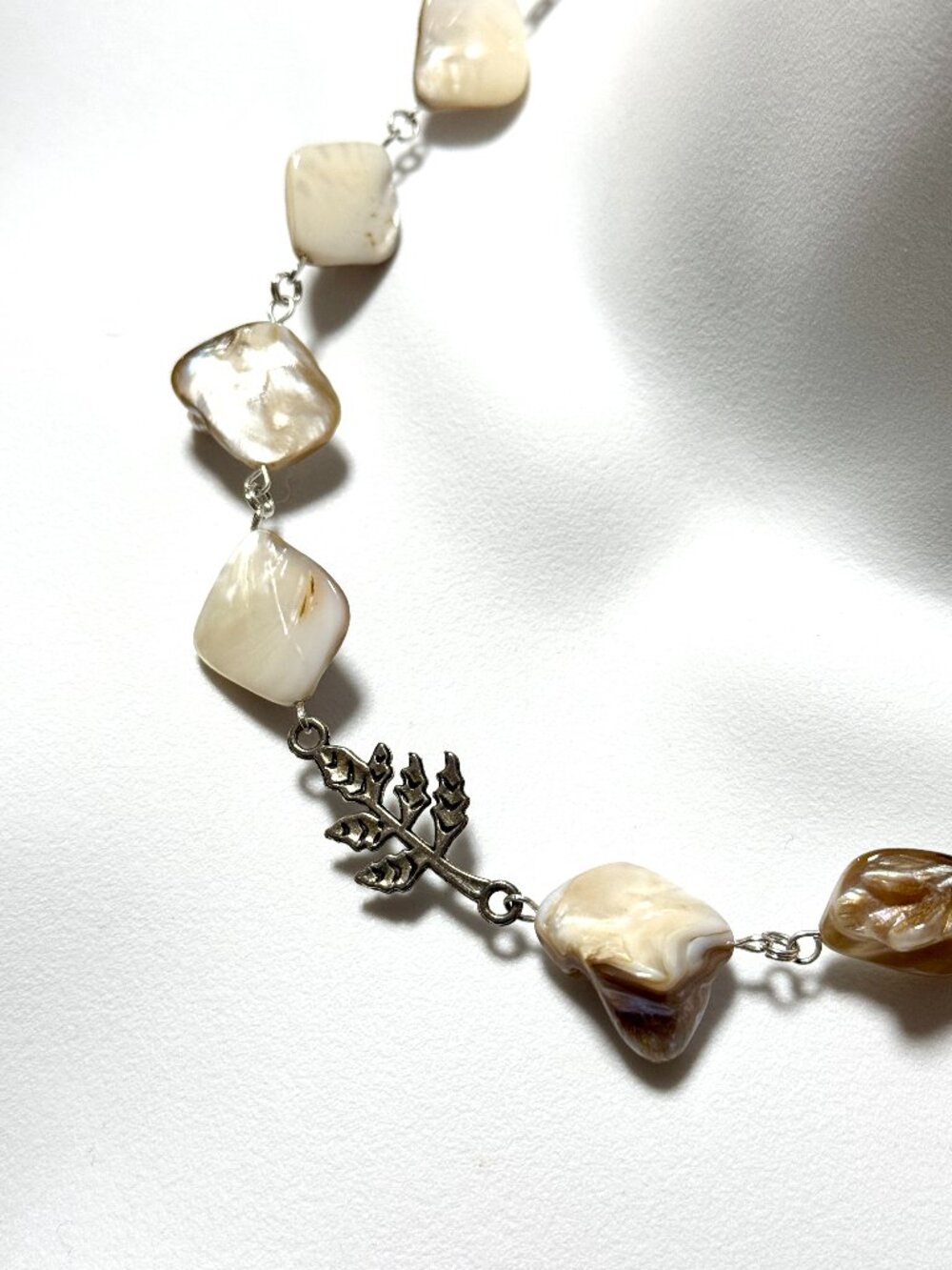 Iridescent Mother of Pearl Shell Short Necklace & Leaf Branch Pendant